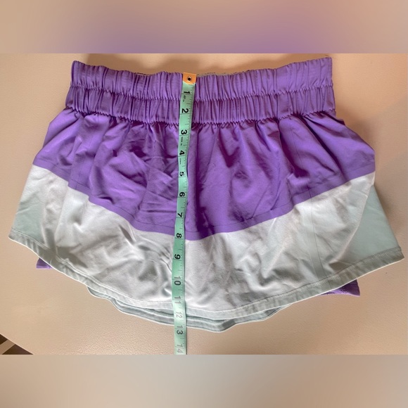 Lululemon Breeze By Skirt Size 6 - Picture 2 of 6